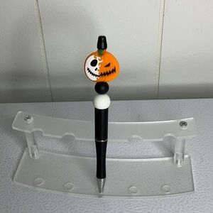 Halloween Pumpkin Pen with Skull Design